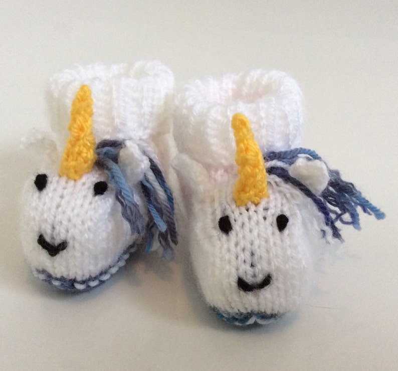 Unicorn baby booties knitting pattern animal baby boots shoes socks boy baby girl baby slippers winter gift image 4