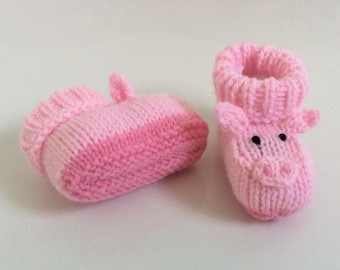 Pig baby booties knitting pattern, PDF animal baby boots shoes socks boy baby girl baby slippers winter gift