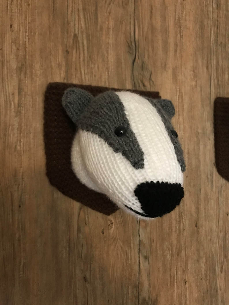 Badger Head Knitting pattern Faux taxidermy animal head bear hunting trophy knit toy woodland knitted pdf download image 1