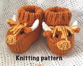 Highland Cow baby boots knitting pattern, farm animal baby booties, coo baby shower gift