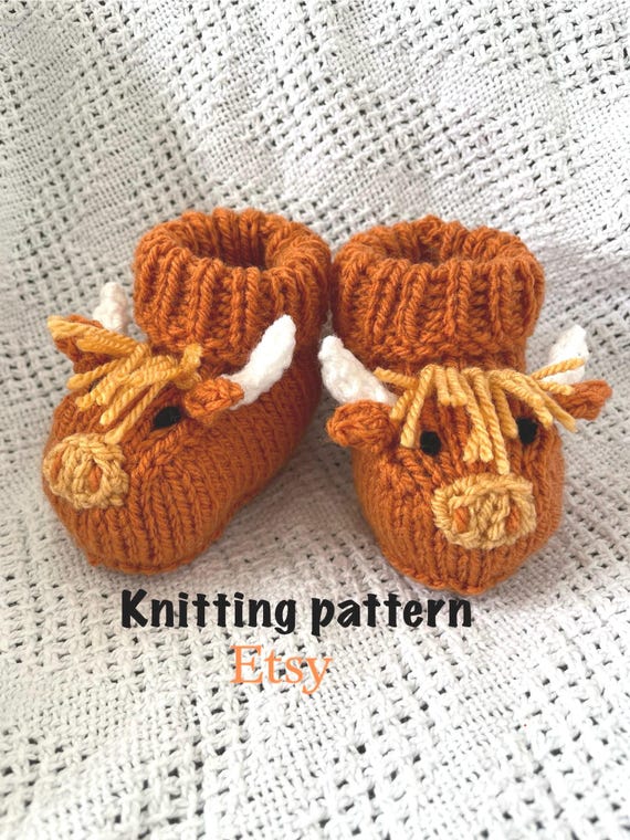 Highland Cow baby boots knitting pattern, farm animal baby booties, coo baby shower gift