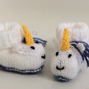 Unicorn baby booties knitting pattern animal baby boots shoes socks boy baby girl baby slippers winter gift image 1