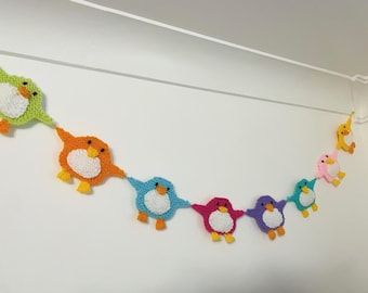 Penguin garland knitting pattern, knitted animal bunting, wall hanging, winter chain home decor, house warming gift, christmas decoration