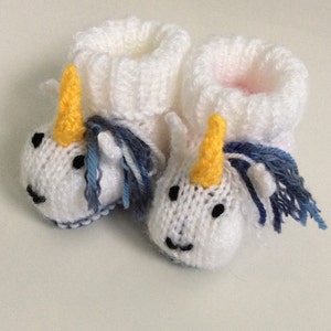 Unicorn baby booties knitting pattern animal baby boots shoes socks boy baby girl baby slippers winter gift image 3