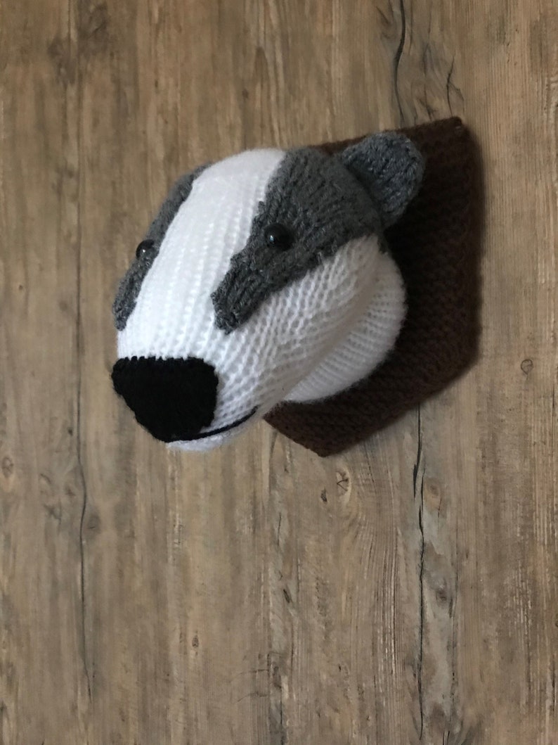 Badger Head Knitting pattern Faux taxidermy animal head bear hunting trophy knit toy woodland knitted pdf download image 5