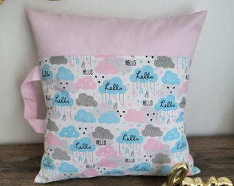 Rentrée scolaire, anniversaire * Housse de coussin nomade, sieste, école, petits nuages, sur commande