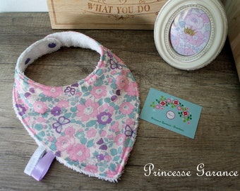 Naissance, poussée dentaire * Bavoir bandana, Liberty of London, Betsy papillon