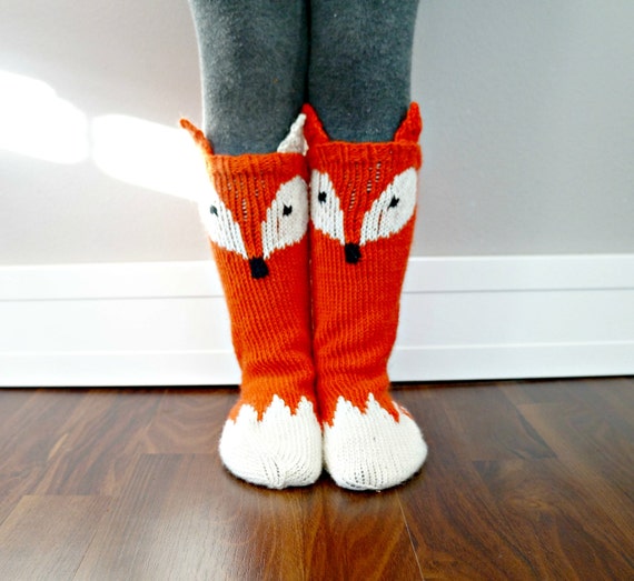 KNITTING PATTERN - Little Foxy Socks