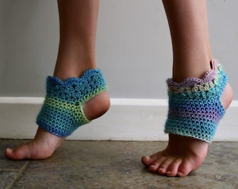 Crochet yoga socks PDF Pattern