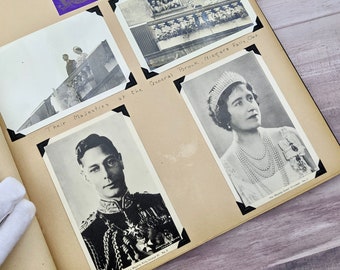 Royal Family Scrapbook - Scrapbook Of The Royal Tour Of 1939 In Toronto - Lots Of Antique Newspaper Clippings!