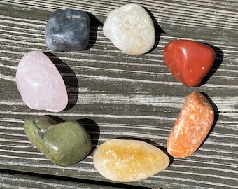 Feminine 7 Chakra Tumbled Crystal Meditation Set (Extra Large Crystals)