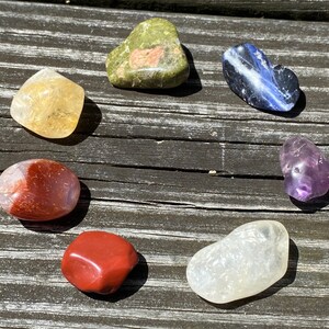 7 Chakra Tumbled Crystal Meditation Set | Travel Size