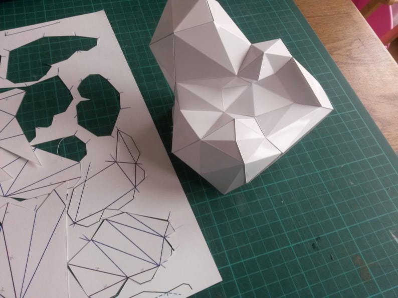 papercraft Thinker Statue Rodin "the thinker" 3D PDF SVG Template Low Poly DIY Paper Art Papercrafting Desk figurine origami sculpture image 9