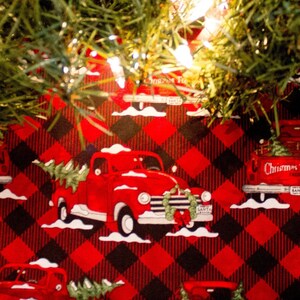 Christmas Tree Skirt-Truck-Red Truck Christmas-Tree Skirt-Rustic Christmas-Farmhouse Decor-Christmas Tree-Buffalo Plaid-Vintage Truck 36&quot;&quot;