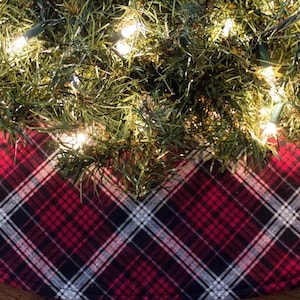Christmas Tree Skirt-Plaid Tree Skirt-Farmhouse Decor-Red Plaid-Black Plaid-Christmas Tree-Christmas Decor-Holiday Decor -36&quot;
