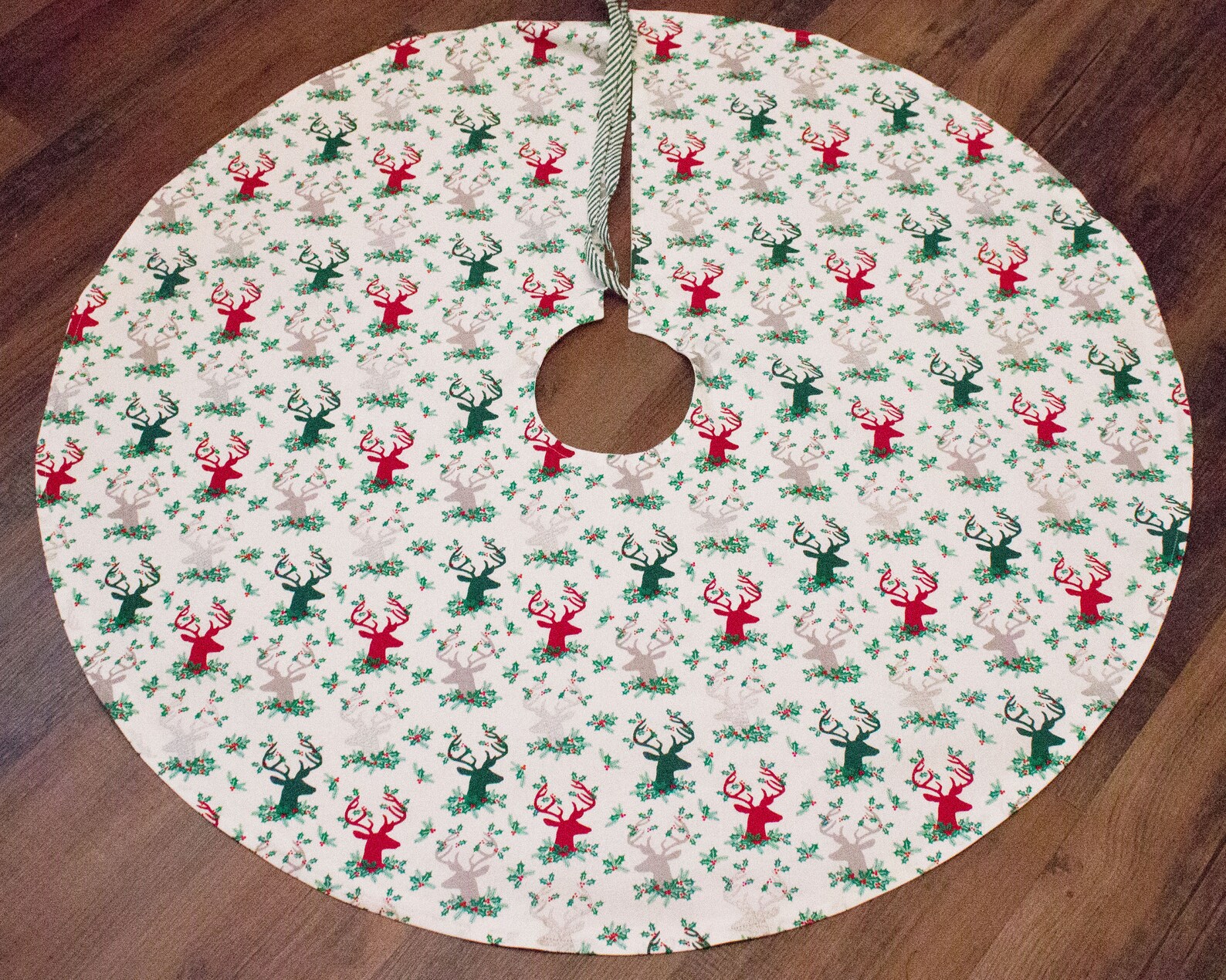 Deer Tree Skirt 