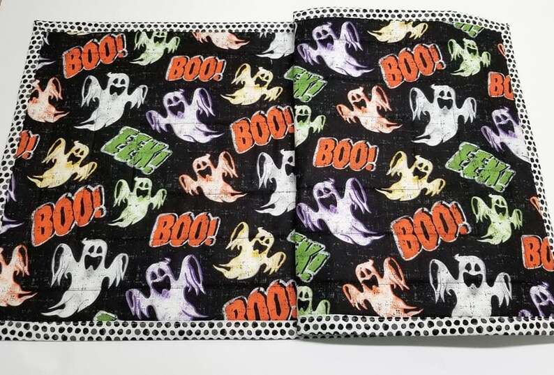 Table Runner-Halloween Table Runner-Ghosts-Ghouls-Boo-Festive Table Runner-Happy Halloween-Halloween Party-Spooky-Haunted-40 x 14