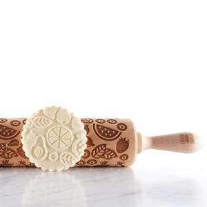 FRUITS - embossing rolling pin for cookies, embossed biscuits, Christmas gift, Mother’s Day gift, laser engraved