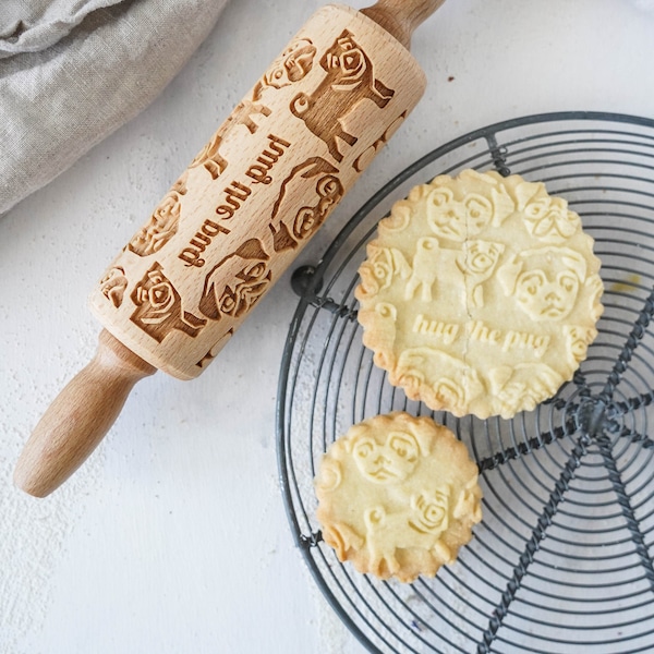 HUG THE PUG  – mini embossing rolling pin, laser engraved, solid wood, perfect Christmas gift, Mother’s Day present, dog breed