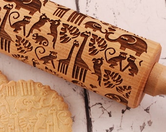 Rodillo de cocina Safari Jungle: grabado con diseño de animales en madera de haya.