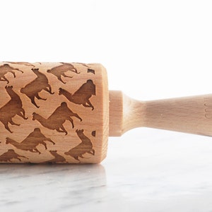 Engraved llama rolling pin – handmade wooden beech rolling pin, Mother’s Day gift, holiday baking and family cookies