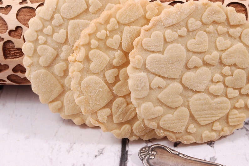 HEARTS MINI embossing rolling pin for cookies, embossed biscuits, wooden Christmas present, Mothers Day gift, laser engraved, Valentine image 2