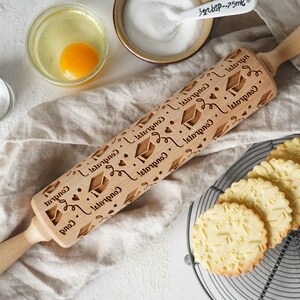Handmade beechwood rolling pin – embossed cookies for school celebrations