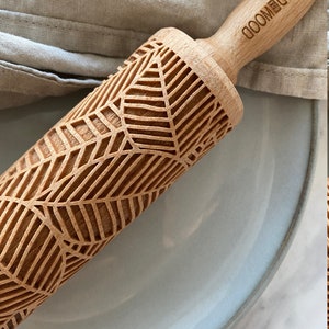 MODERN LEAVES MINI embossing rolling pin for cookies, laser engraved, solid wood, perfect Christmas gift, Mothers Day present image 5