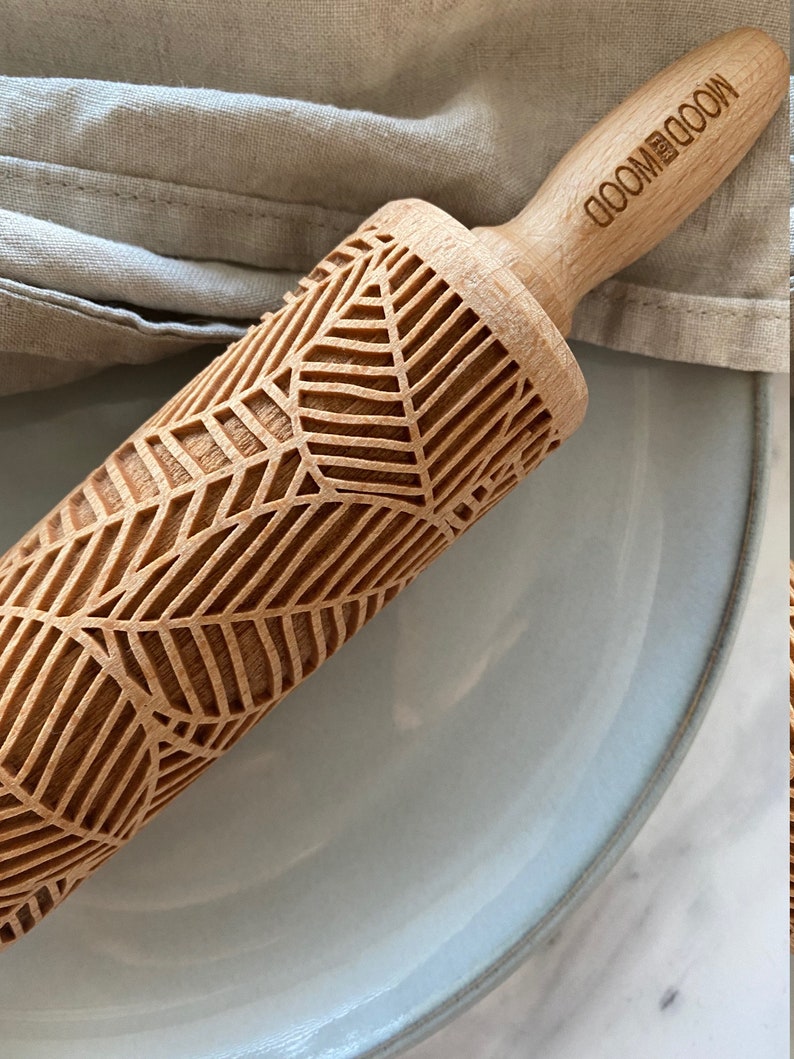 MODERN LEAVES MINI embossing rolling pin for cookies, laser engraved, solid wood, perfect Christmas gift, Mothers Day present image 5