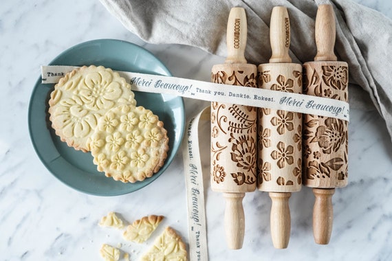 SCANDI CHRISTMAS Engraved Rolling Pin for Cookies Perfect Gift Idea,  Floral, Organic, Natural, Christmas Gift Idea, Mother's Day 
