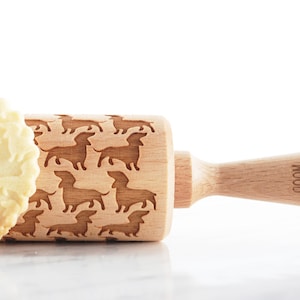 Dachshund Embossed Rolling Pin: Handmade Beech Wood Cookie Roller