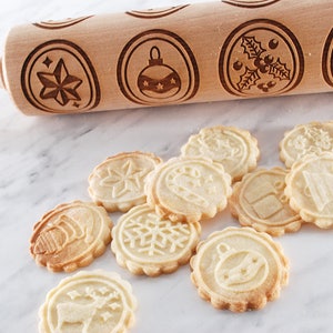 Close-up of deep laser engraving – clear winter cookie pattern