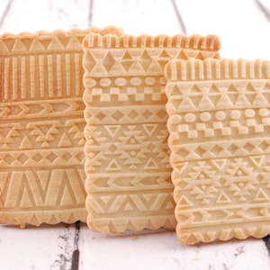 Wooden engraved Aztec roller – rustic style gift for Christmas and Easter cookies