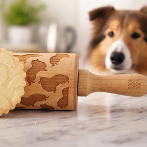 Collie Dog Engraved Rolling Pin: Rustic Cookie Baking