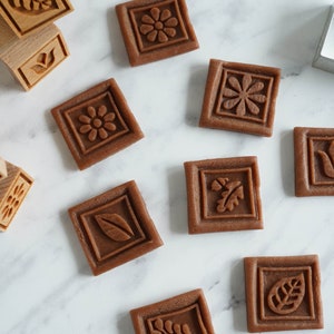 Floral Cookie Stamps: Engraved Wood Set with Cutter
