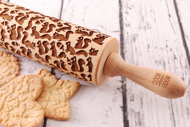 FUNNY SQUIRRELS embossing rolling pin for cookies, embossed biscuits, Christmas gift, Mothers Day gift, laser engraved, animal lover image 3