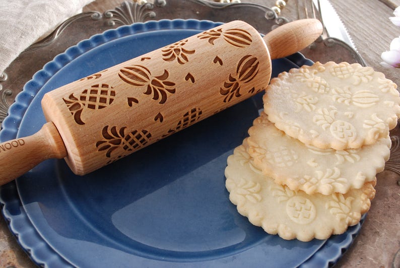 PINEAPPLES MINI embossing rolling pin for cookies, laser engraved, solid wood, Christmas gift, Mothers Day gift, exotic, tropical fruit image 2