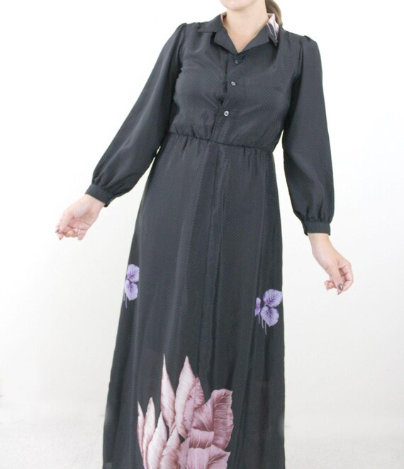 70s 80s Black Floral Maxi Shirtdress // Vintage Lo