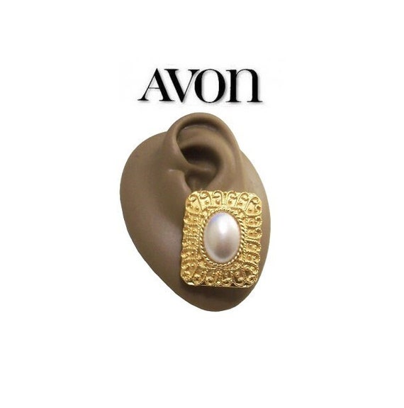 Avon Pearl Picture Frame Pierced Stud Earrings Go… - image 1