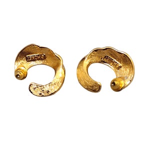 Monet Curved Crescent Ribbed Clip On or Pierced Post Earrings Gold Tone Vintage Open End Round Swirl Lined Buttons