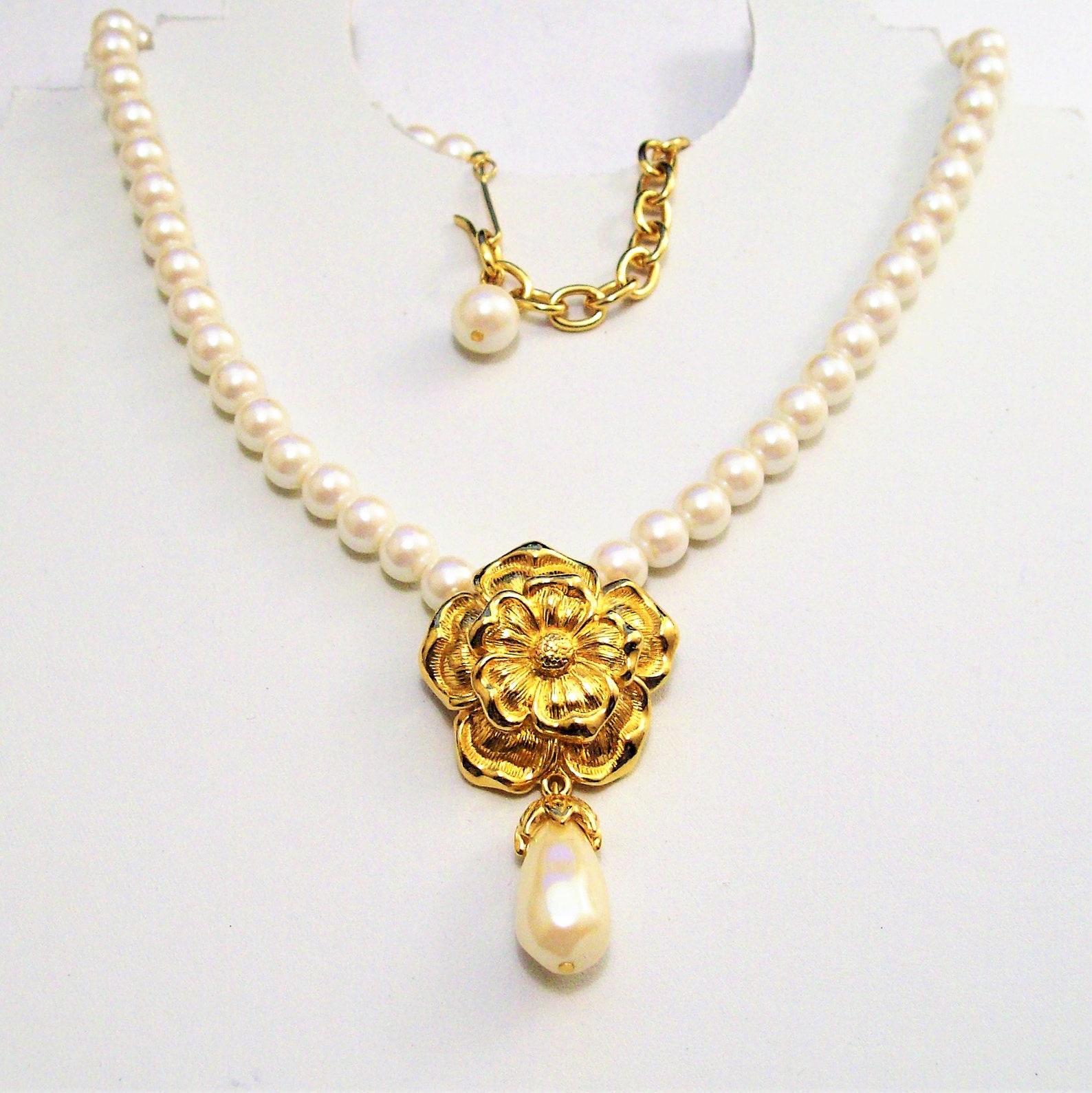 Avon Flower Pearl Necklace Choker Pendant Gold Vintage 1994 Etsy