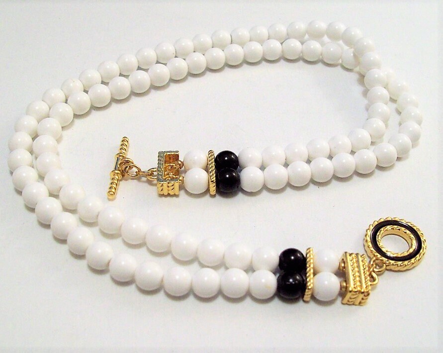 Monet White Black Bead Toggle Bar Necklace Choker Gold Tone - Etsy