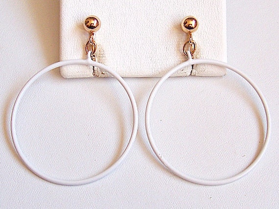 Napier White Thin Hoops Clip On Earrings Gold Ton… - image 3