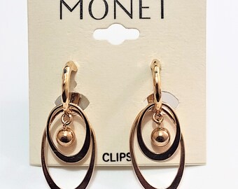 Monet Double Loop Hoops Clip On Earrings Gold Tone Vintage Hammered Smooth Oval Flat Band Dangles Round Bead