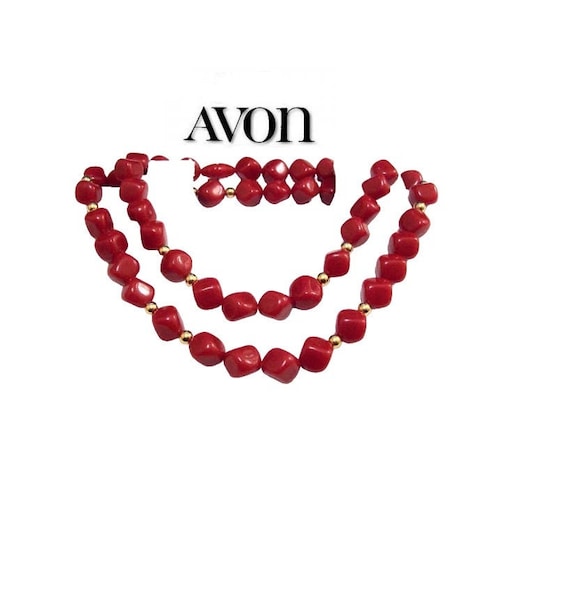 Avon Red Rock Bead Necklace Gold Tone Vintage 1987