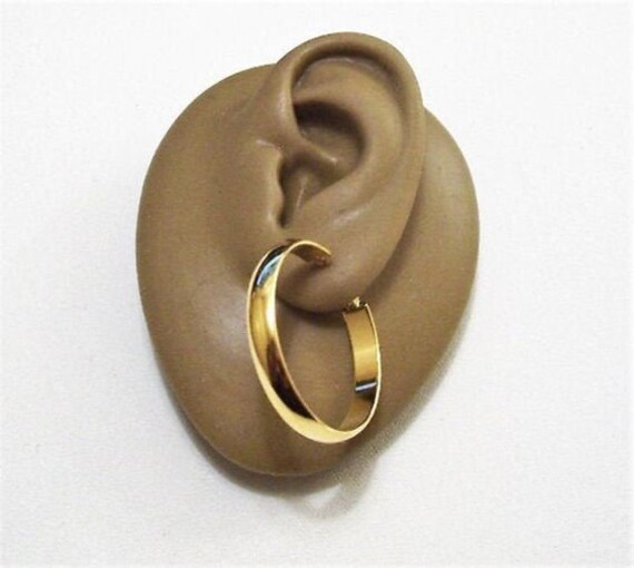 Monet Wide Band Hoop Pierced Stud Earrings Gold Tone Vintage