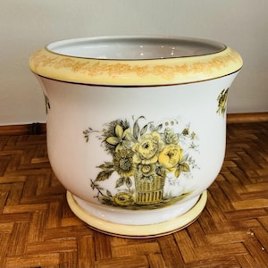 Vintage Porcelain Cache Pot Planter Yellow White Floral Basket Motif 6” Opening
