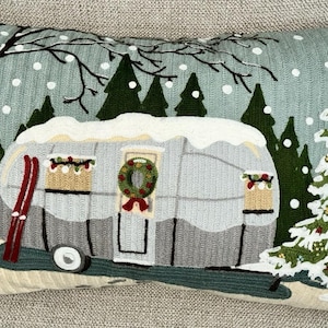 Cadre de broderie décoré d'Père Noël brodé