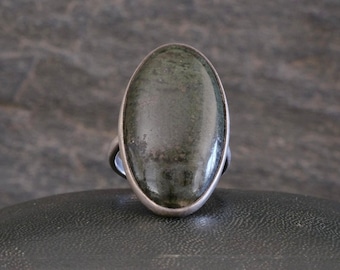 LARGE AGATE RING