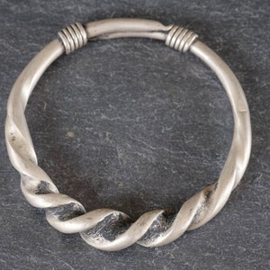 SILVER ARM BAND